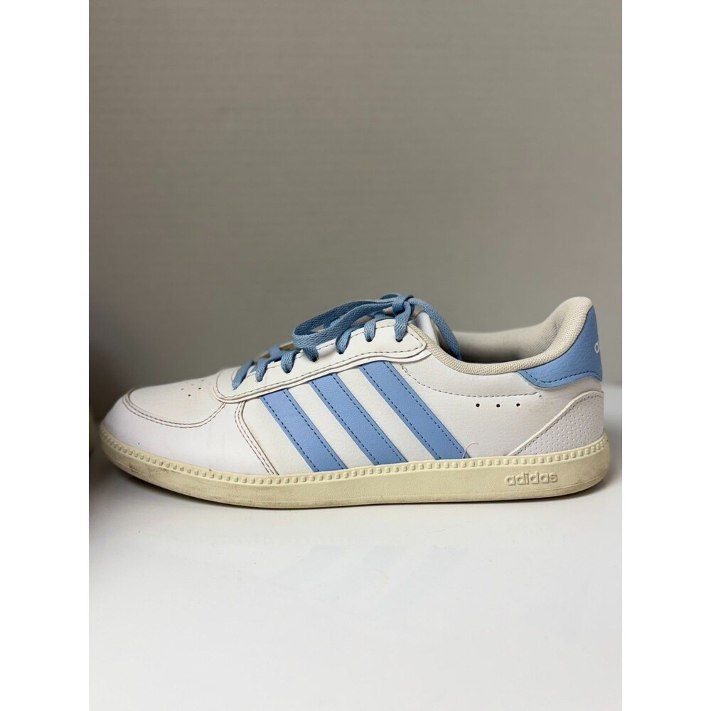 adidas Breaknet Sleek in white + baby blue 🩵 - Picture 4 of 12